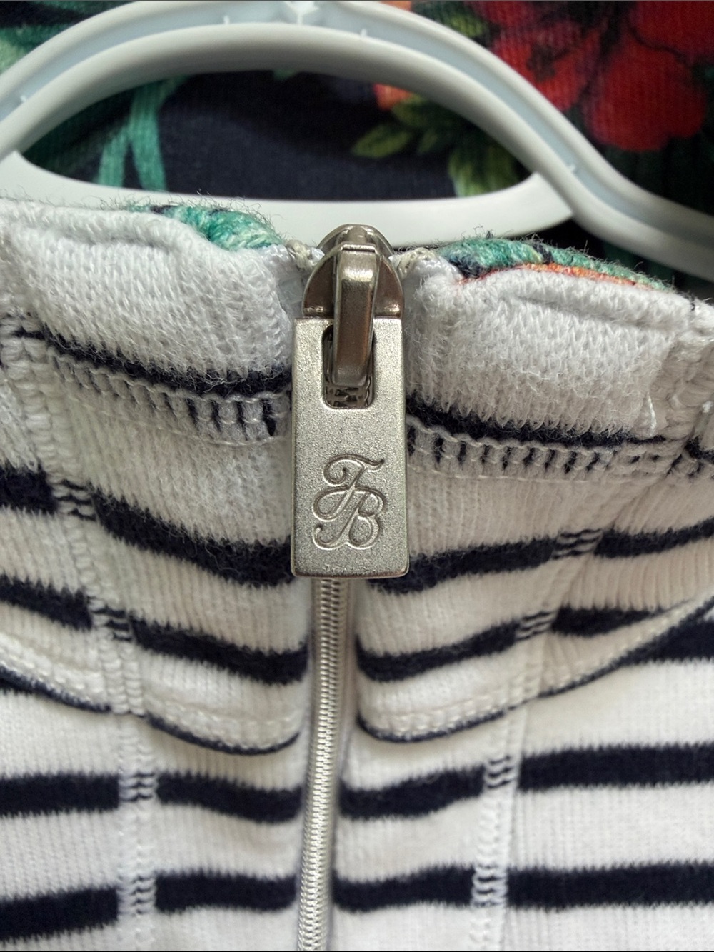 Tommy Bahama sz XS White navy striped half zip sweater - nautical & warm! - Picture 3 of 11